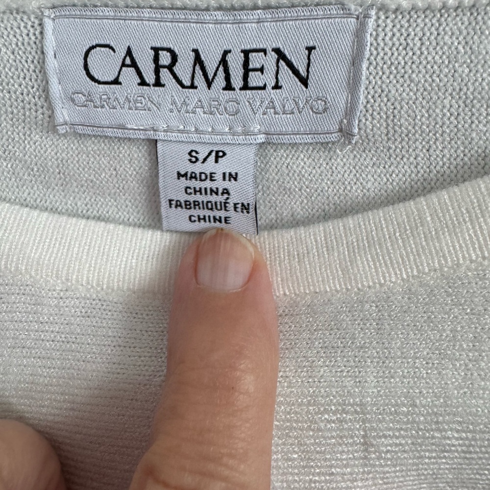 NWT Carmen Marc Valvo White Sweater with Silver Stud Accents - Picture 6 of 7